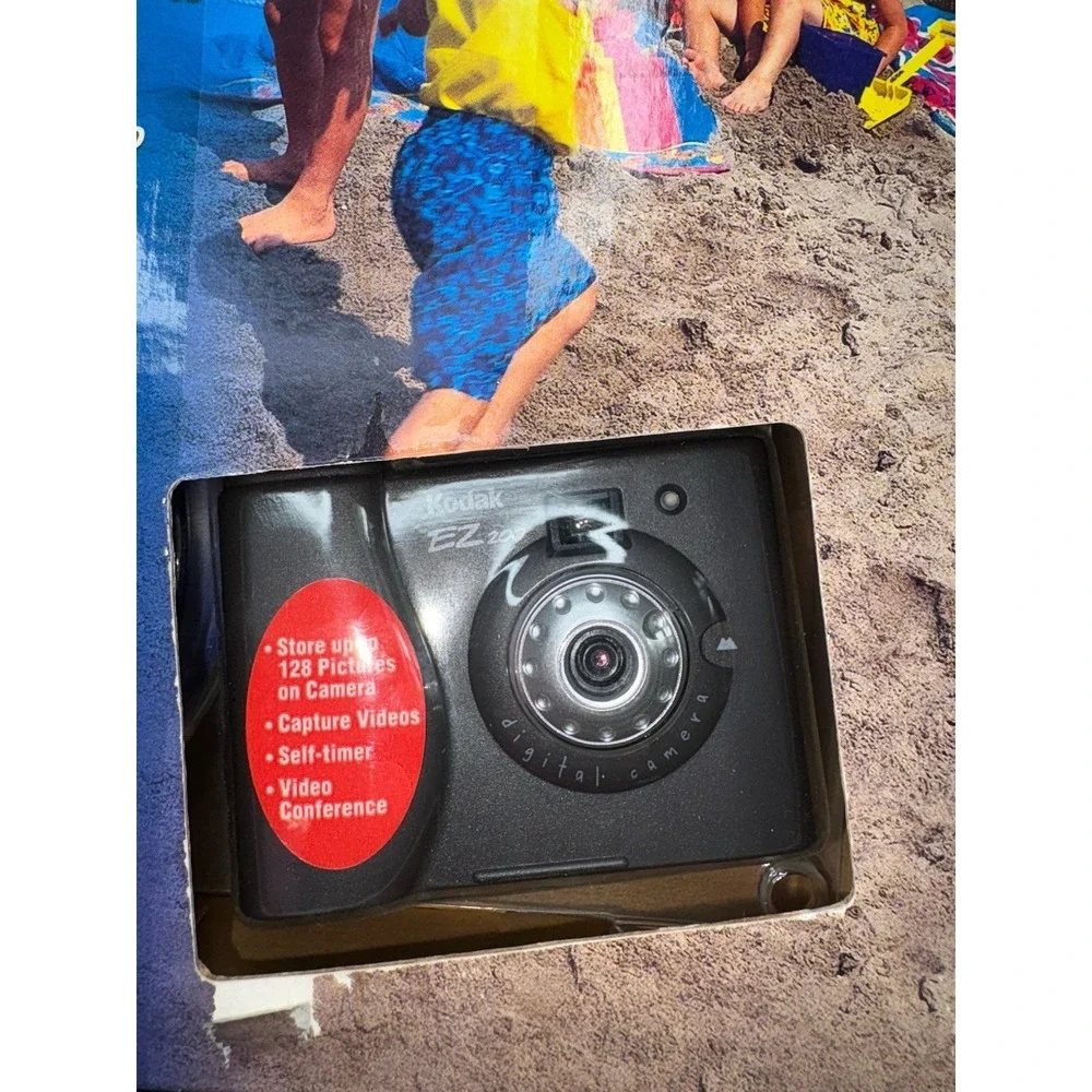 VTG Kodak EZ200 0.3MP Digital Camera - Pictures & Video New In Box USB
